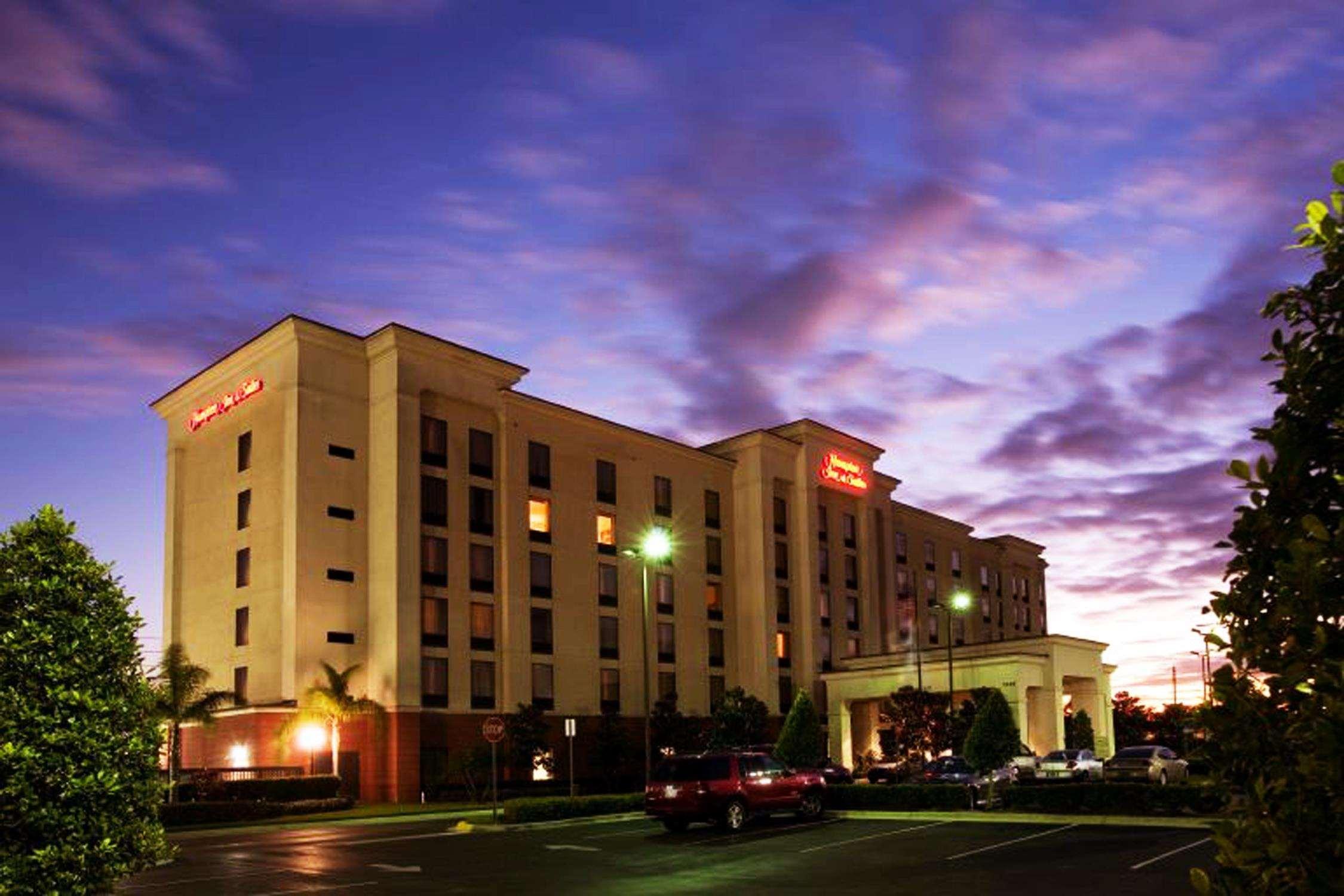 Hampton Inn & Suites Orlando International Drive North Kültér fotó